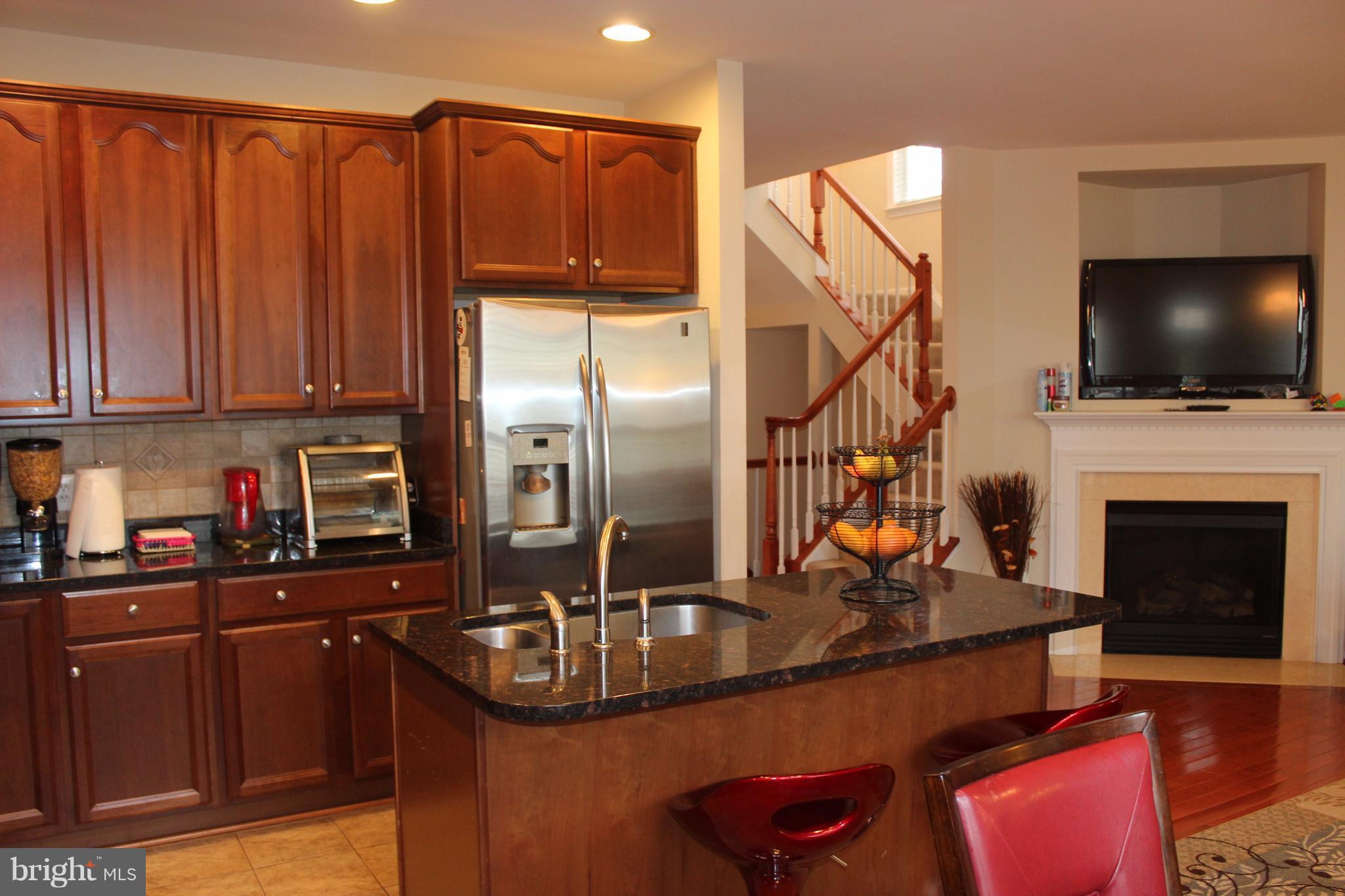9168 Furey Road Lorton, VA 22079 - Photo 8 of 29 Kitchen