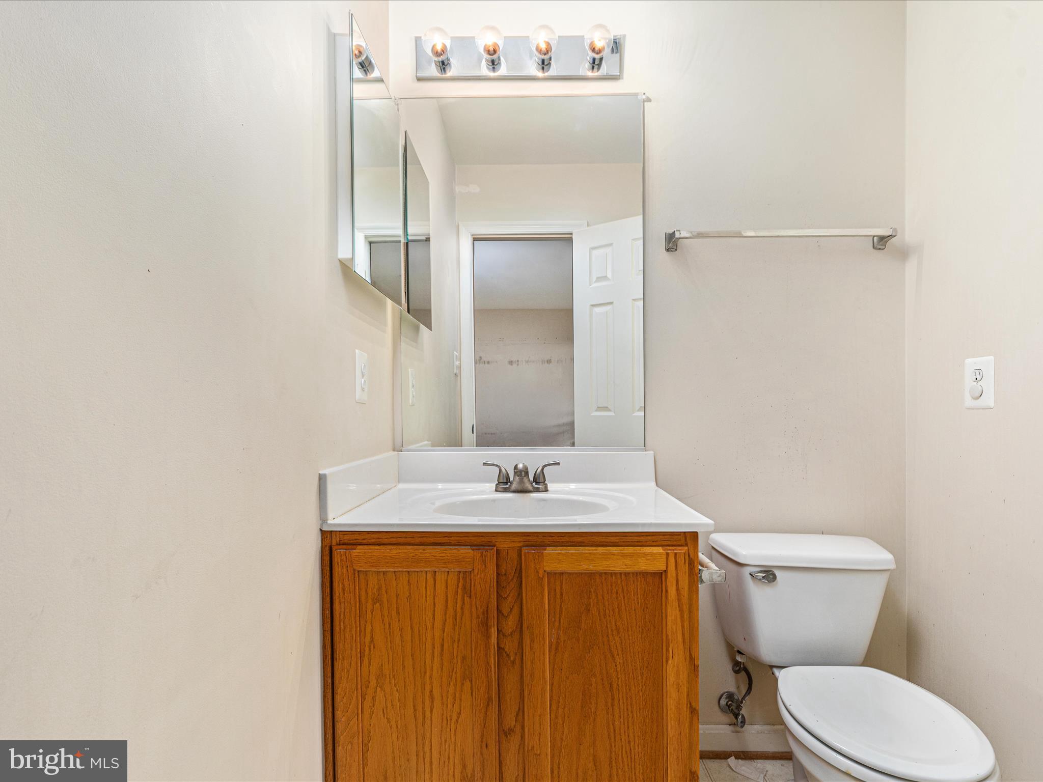 17365 Avion Square Round Hill, VA 20141 - Photo 19 of 23 basement bathroom