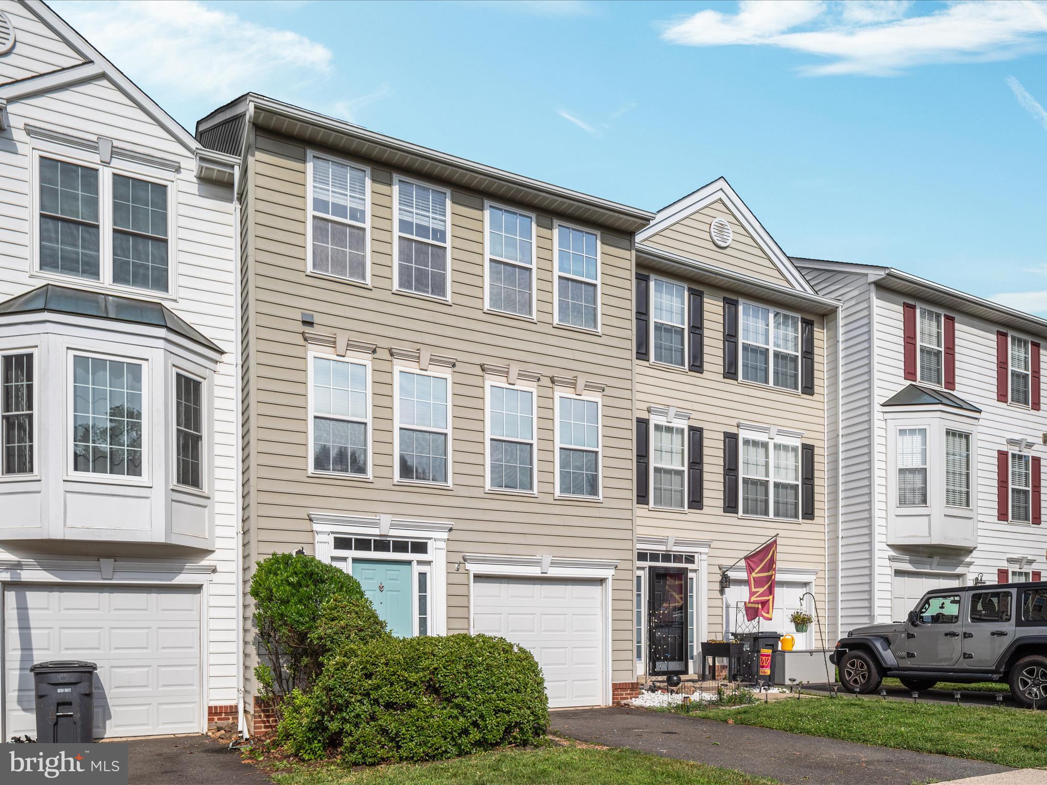 17365 Avion Square Round Hill, VA 20141 - Photo 22 of 23 BY1A1957_17365 Avion Square - Absolute Altitude -7