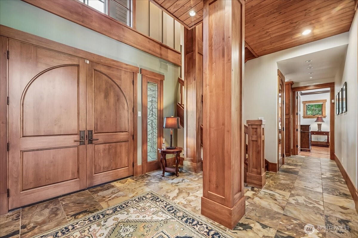 50 Larkspur Loop Cle Elum, WA 98922 - Photo 14 of 36 a view of a livingroom with wooden floor and chair