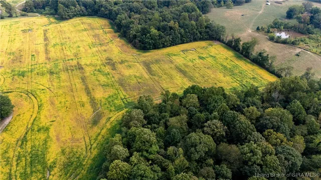 $1,500,000 | 256 State Highway, Scottsburg, IN 47170