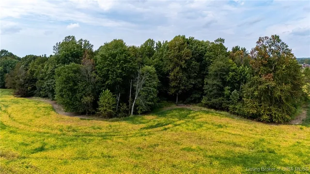 $1,500,000 | 256 State Highway, Scottsburg, IN 47170
