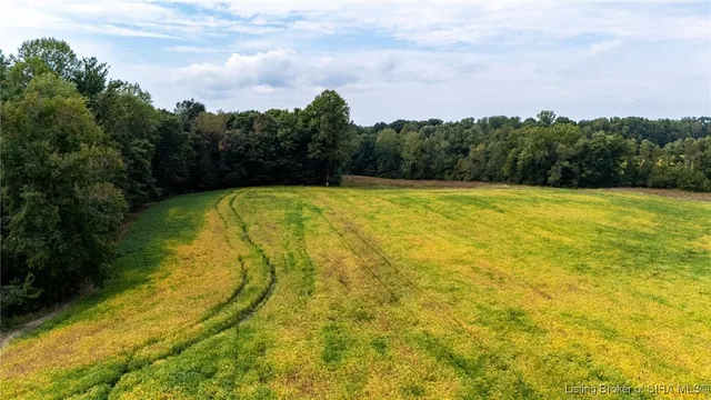 $1,500,000 | 256 State Highway, Scottsburg, IN 47170