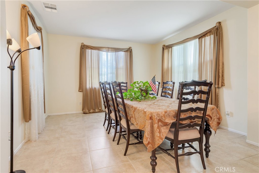 31271 Moss Street Mentone, CA 92359 - Photo 15 of 36