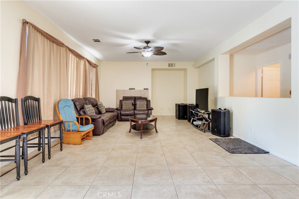 31271 Moss Street Mentone, CA 92359 - Photo 17 of 36