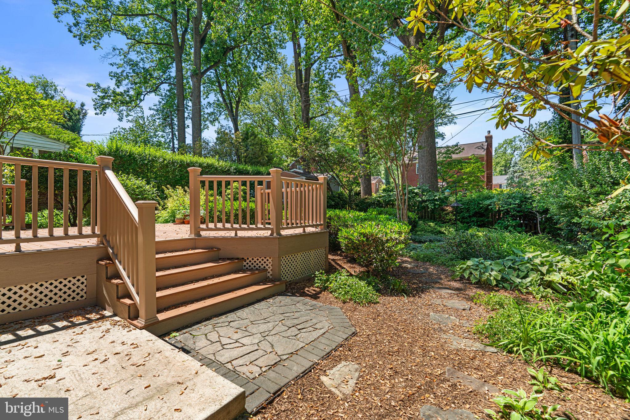 28 Dunmore Road Baltimore, MD 21228 - Photo 38 of 54