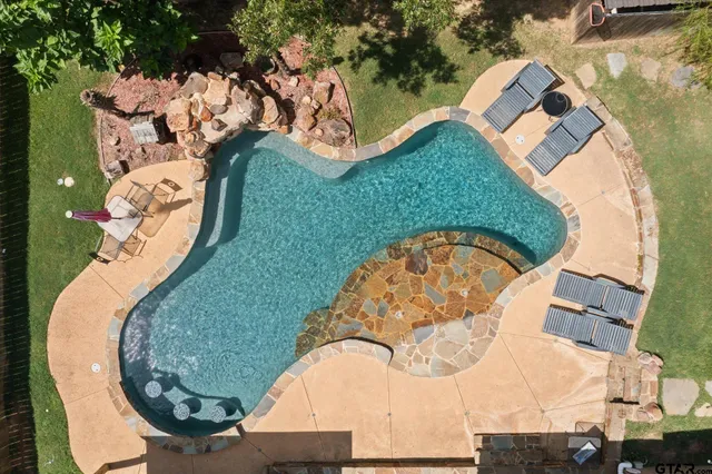 $389,950 | 1513 North Whatley Road, White Oak, TX 75693