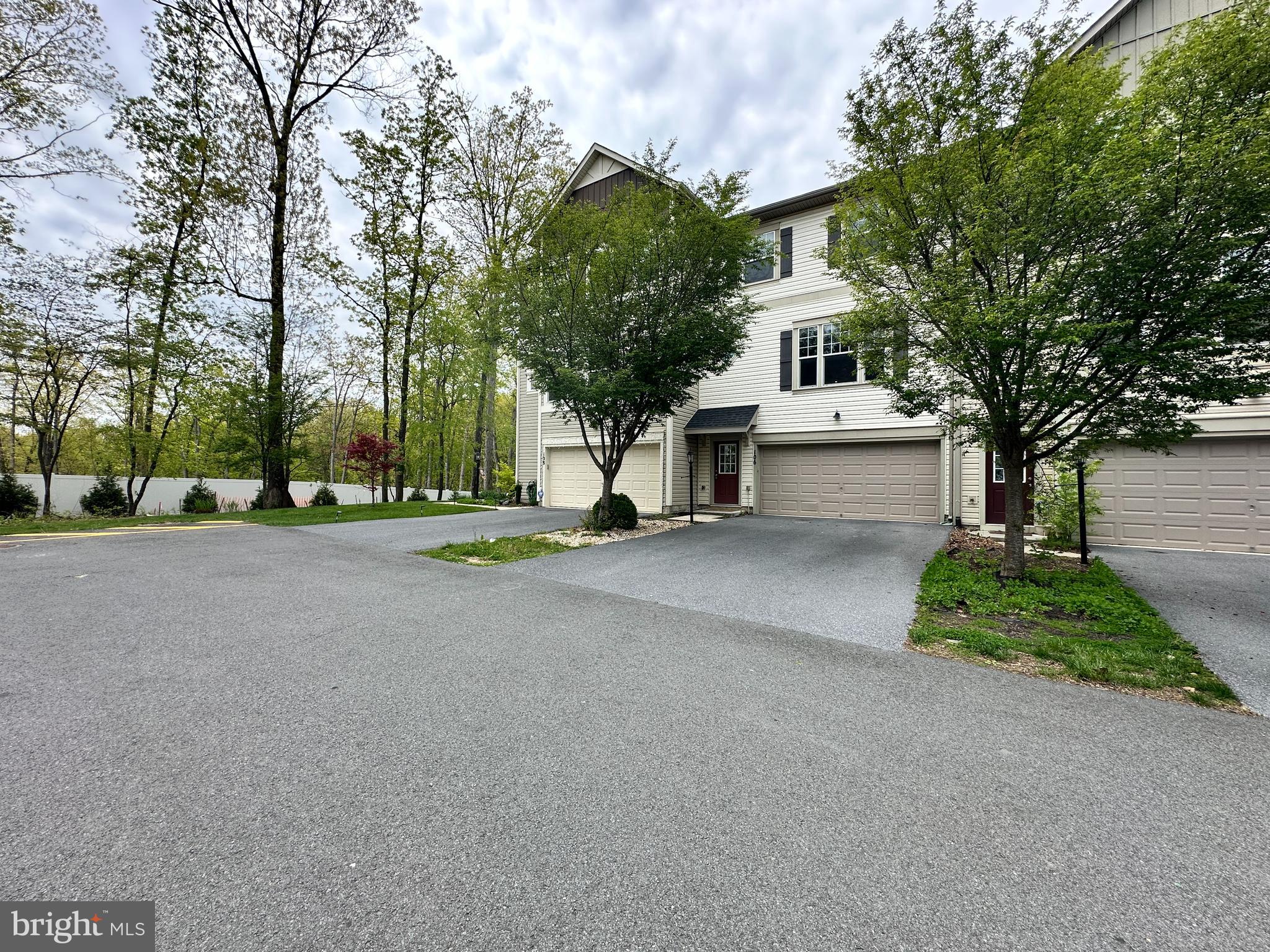 106 Notions Court Stephenson, VA 22656 - Photo 3 of 75