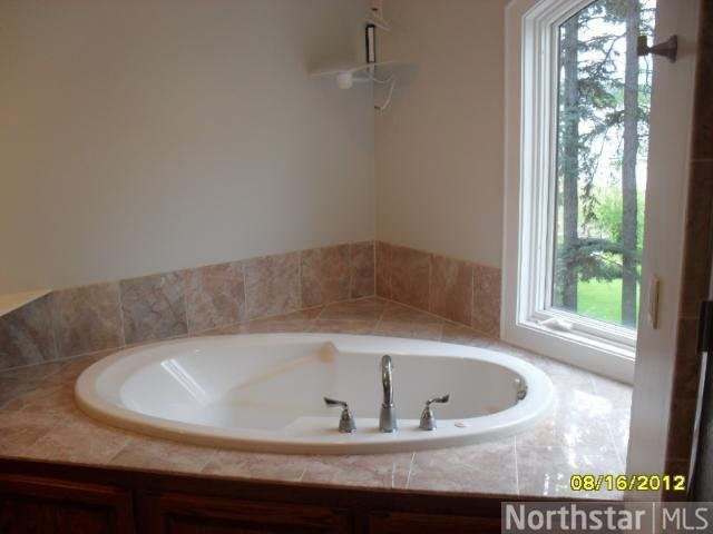 1000 County Rd I Shoreview, MN 55126 - Photo 16 of 18