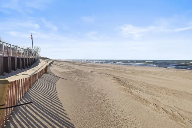 $3,199,900 | 11674 Riviera Drive, New Buffalo, MI 49117