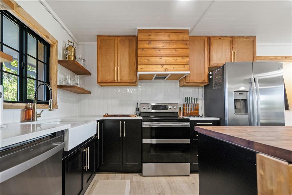 28431 Woodland Road Paola, KS 66071 - Photo 20 of 64