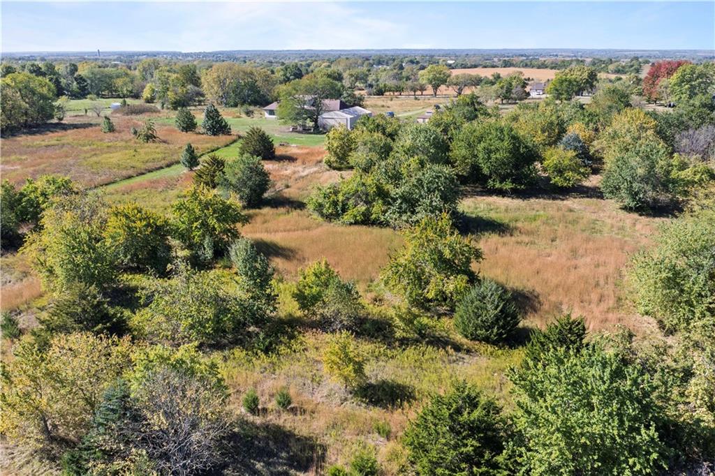 28431 Woodland Road Paola, KS 66071 - Photo 54 of 64