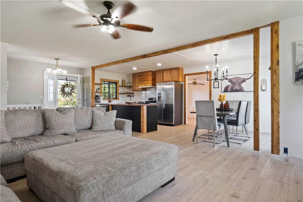 28431 Woodland Road Paola, KS 66071 - Photo 10 of 64