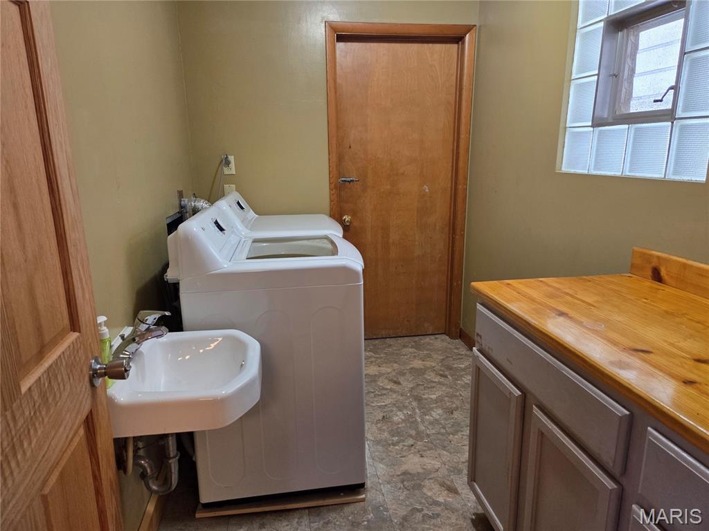 46 East Street Sullivan, MO 63080 - Photo 7 of 34