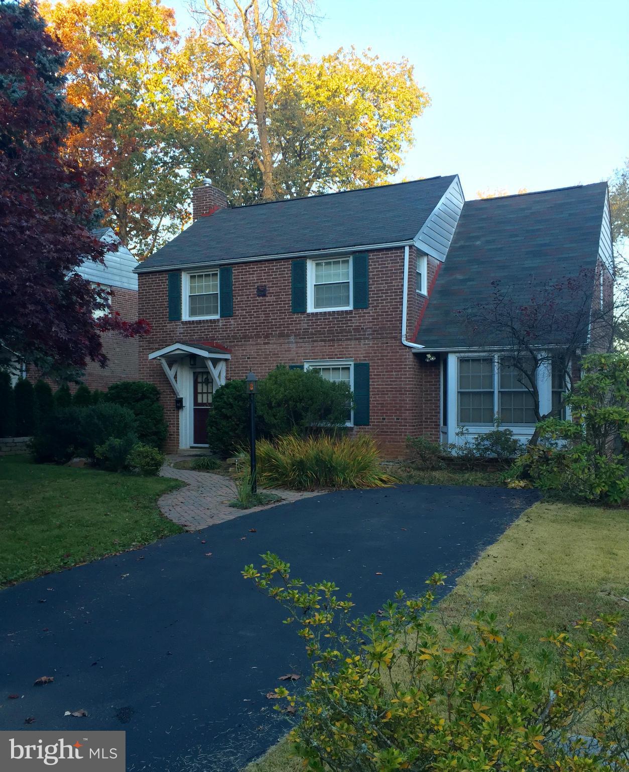 924 Adana Road Baltimore, MD 21208 - Photo 1 of 25 Exterior (Front)