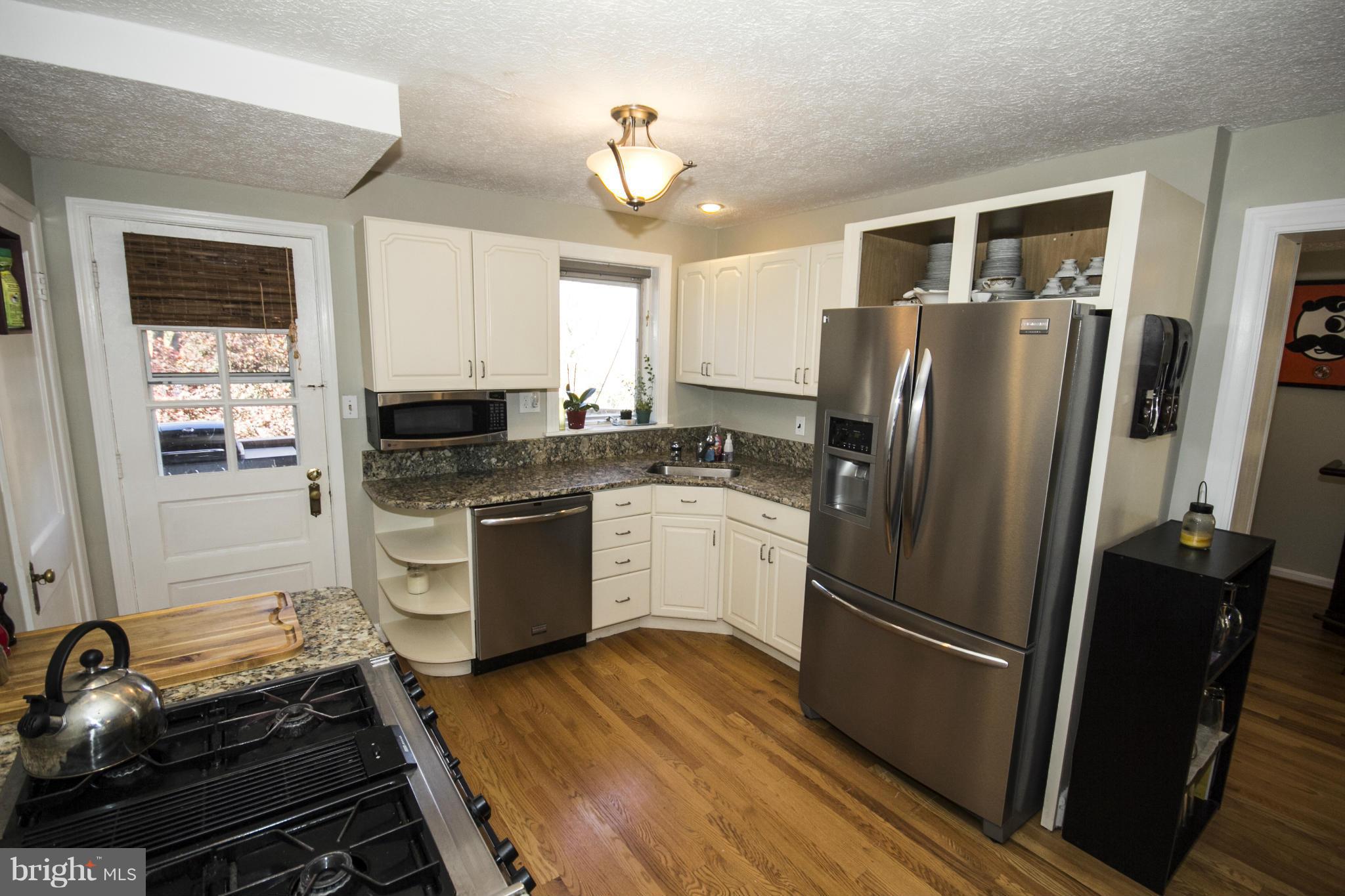 924 Adana Road Baltimore, MD 21208 - Photo 8 of 25 Kitchen
