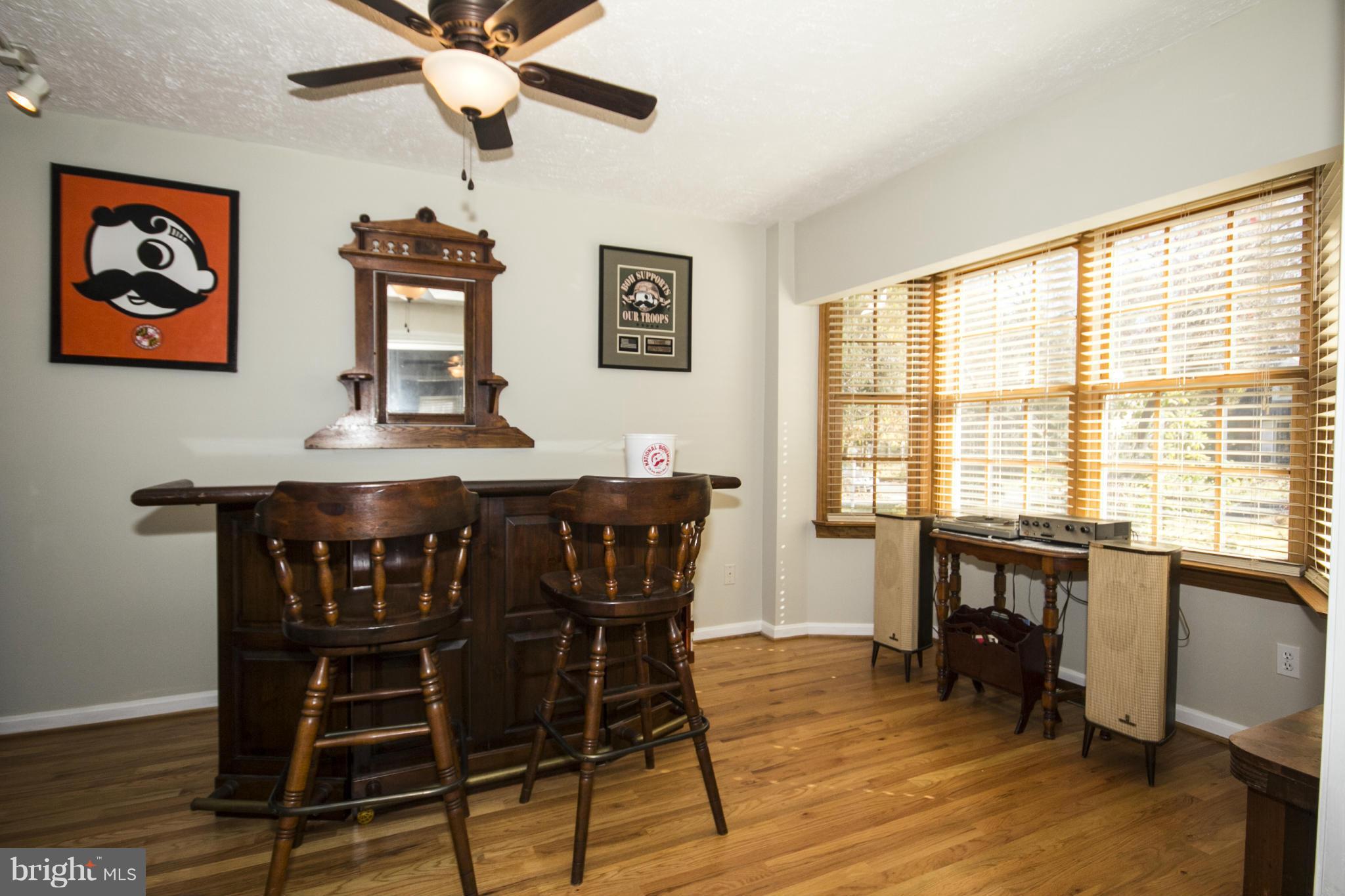 924 Adana Road Baltimore, MD 21208 - Photo 10 of 25 Interior (General)