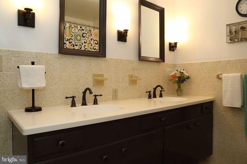 2740 Old Orchard Road Lancaster, PA 17601 - Photo 23 of 27