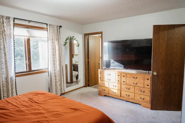 $286,000 | 220 Christina Street, Fairmont, MN 56031