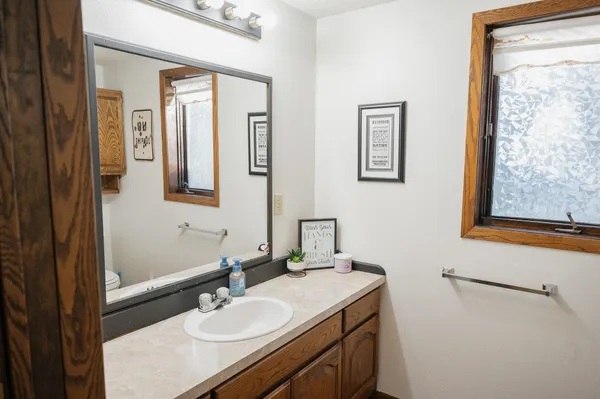 $259,000 | 220 Christina Street, Fairmont, MN 56031