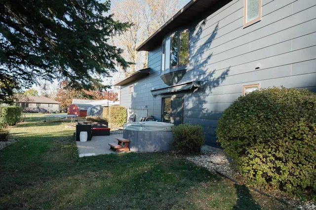 $286,000 | 220 Christina Street, Fairmont, MN 56031