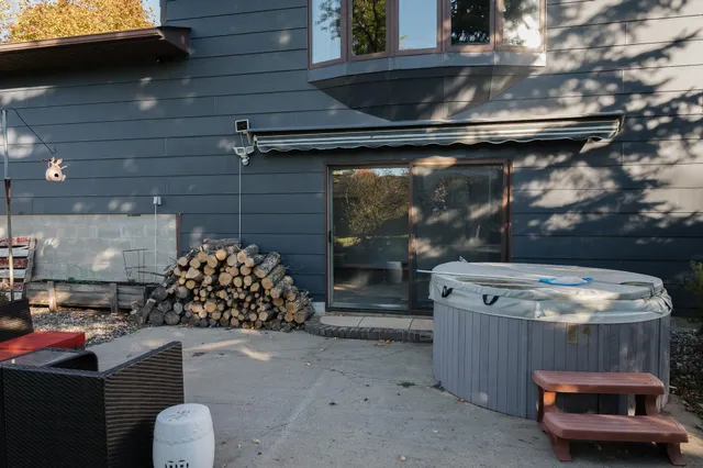 $286,000 | 220 Christina Street, Fairmont, MN 56031