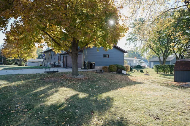$286,000 | 220 Christina Street, Fairmont, MN 56031