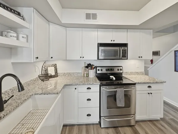 $239,000 | 1837 Eagle Branch Cove, Unit 45, Germantown, TN 38138