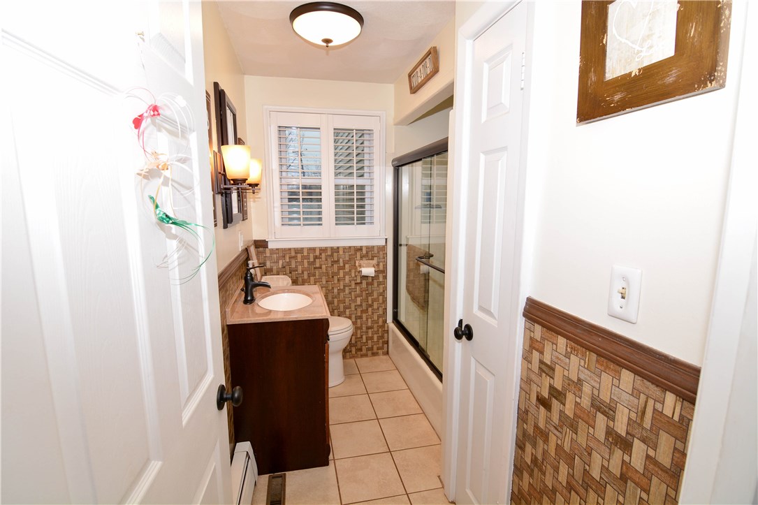 14 Saxonia Road Cranston, RI 02920 - Photo 13 of 24 Gallery Image 13
