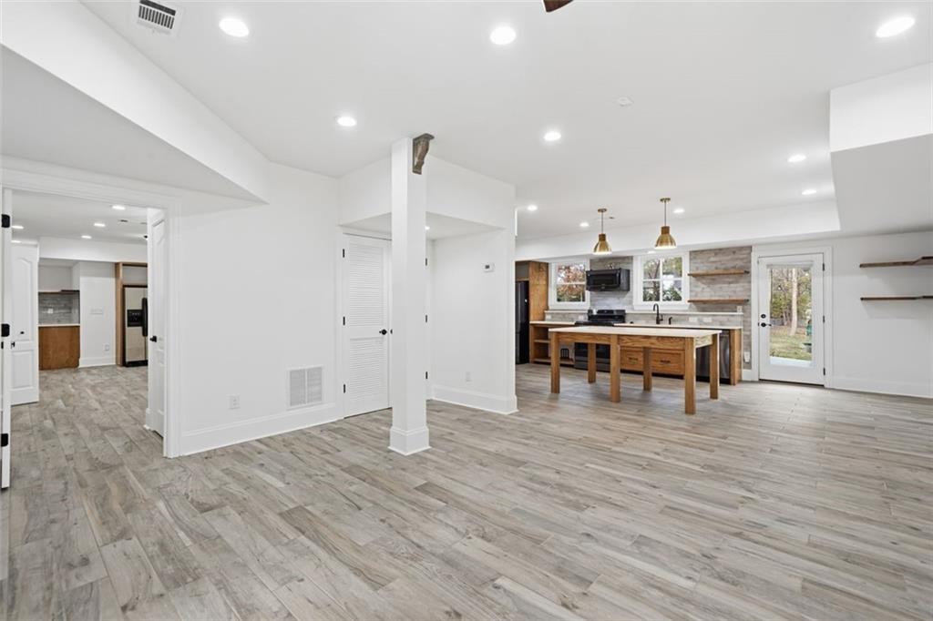 7611 Regency Circle Sandy Springs, GA 30350 - Photo 57 of 74