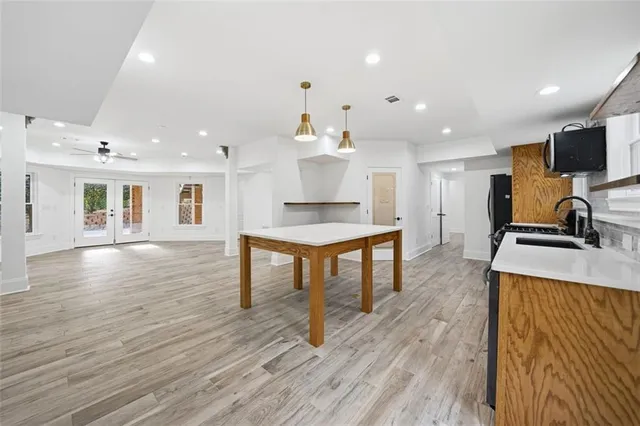 $1,800,000 | 7611 Regency Circle, Sandy Springs, GA 30350