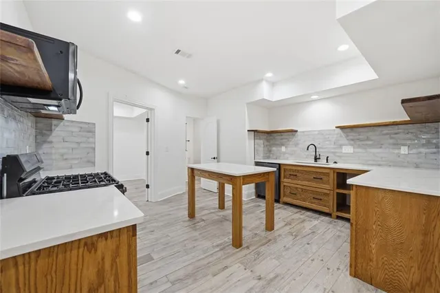 $1,800,000 | 7611 Regency Circle, Sandy Springs, GA 30350