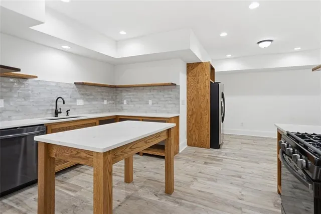 $1,800,000 | 7611 Regency Circle, Sandy Springs, GA 30350