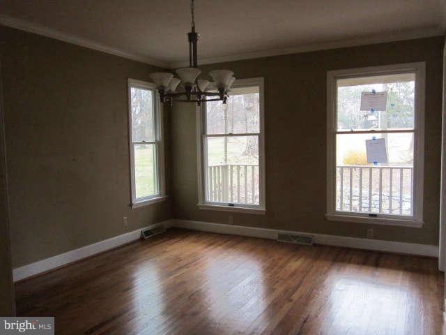 1143 Apple Pie Ridge Road Winchester, VA 22603 - Photo 8 of 18 Dining Room