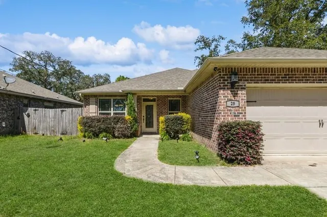 $470,000 | 2 B Newcastle Drive, Fort Walton Beach, FL 32547