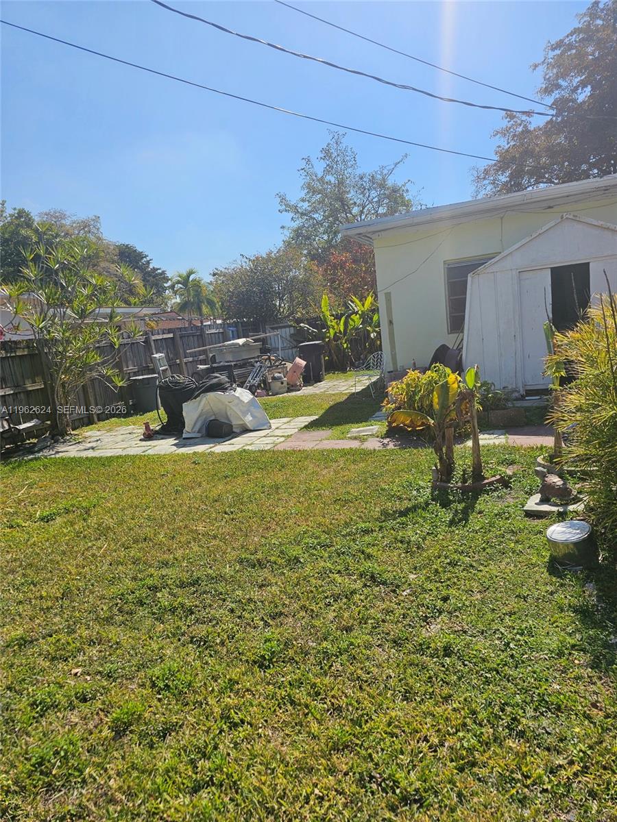 6491 Southwest 18th Street West Miami, FL 33155 - Photo 2 of 3