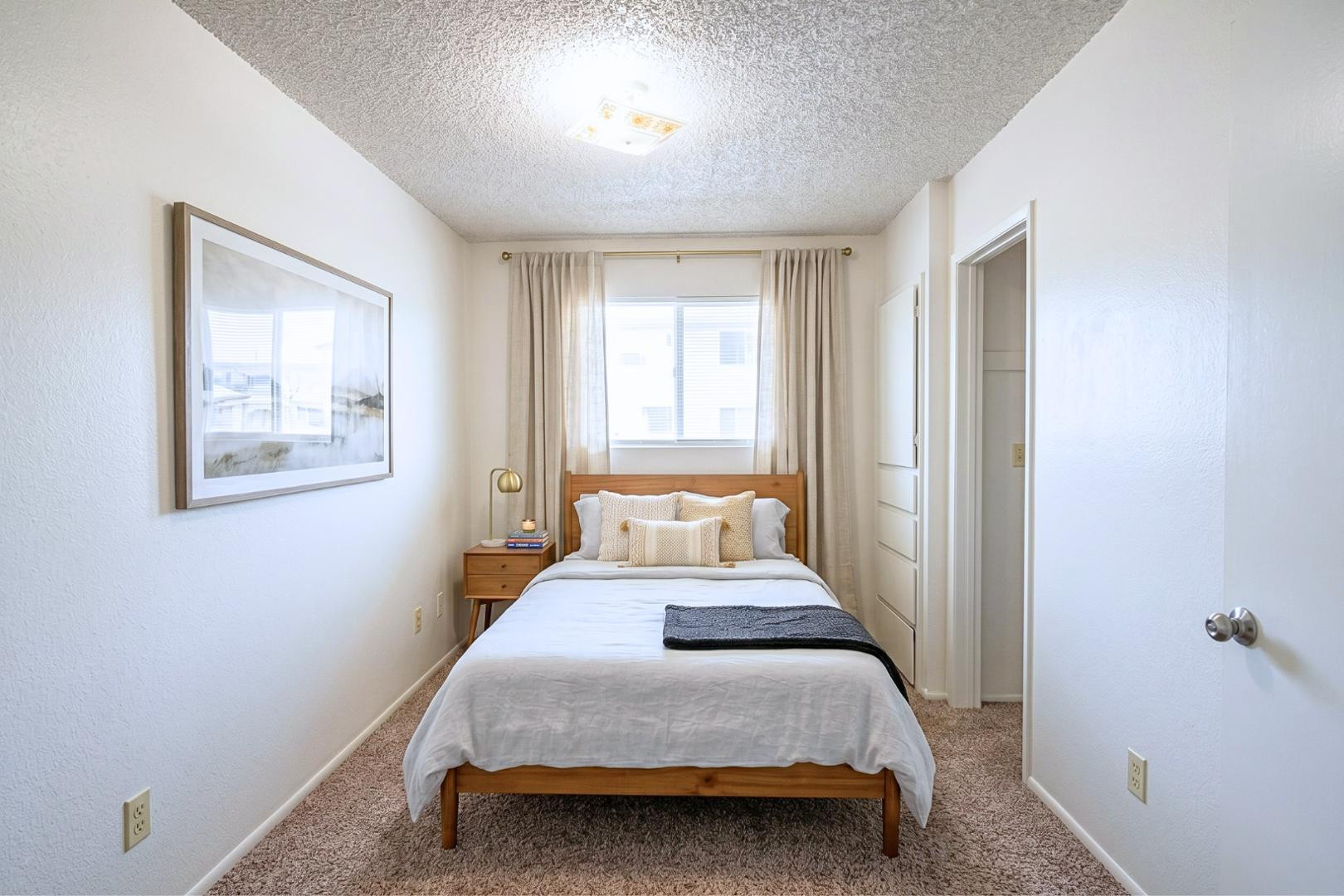 9230 North 6th Street, Unit 2 Phoenix, AZ 85020 - Photo 3 of 7 Photo #4