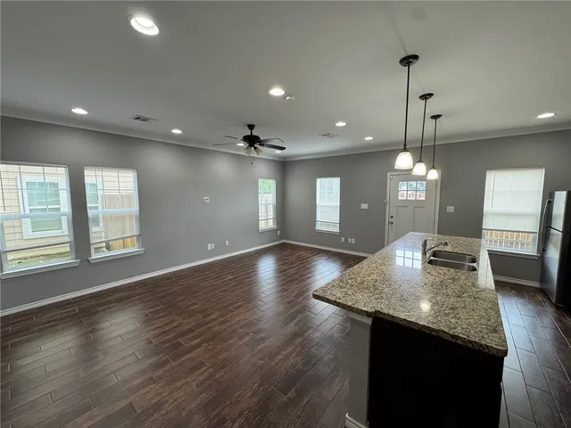 $2,900 | 1104 Oney Hervey Drive, College Station, TX 77840