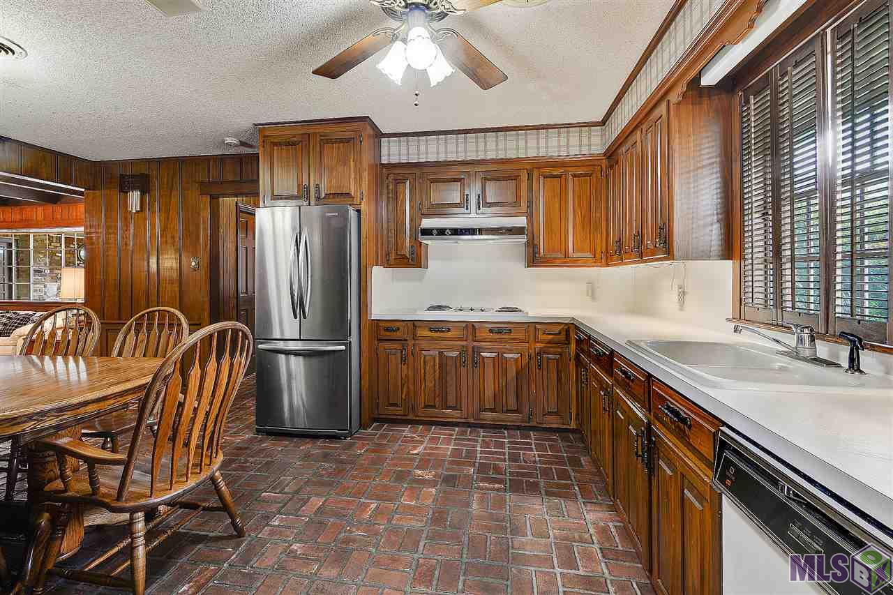 12021 Sullivan Road Baton Rouge, LA 70818 - Photo 7 of 17