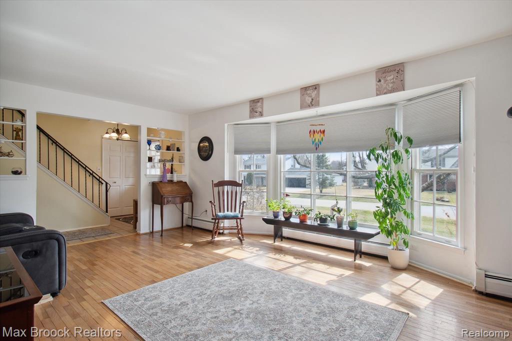 30244 Barwell Road Farmington Hills, MI 48334 - Photo 5 of 44