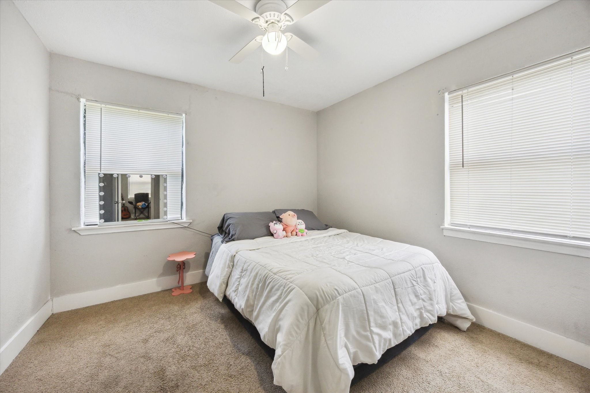 10109 Chesterfield Drive Houston, TX 77051 - Photo 8 of 11 Third room