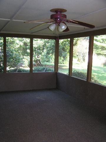 121 Hickory Cove Road Seneca, SC 29672 - Photo 8 of 8 Gallery Image 8