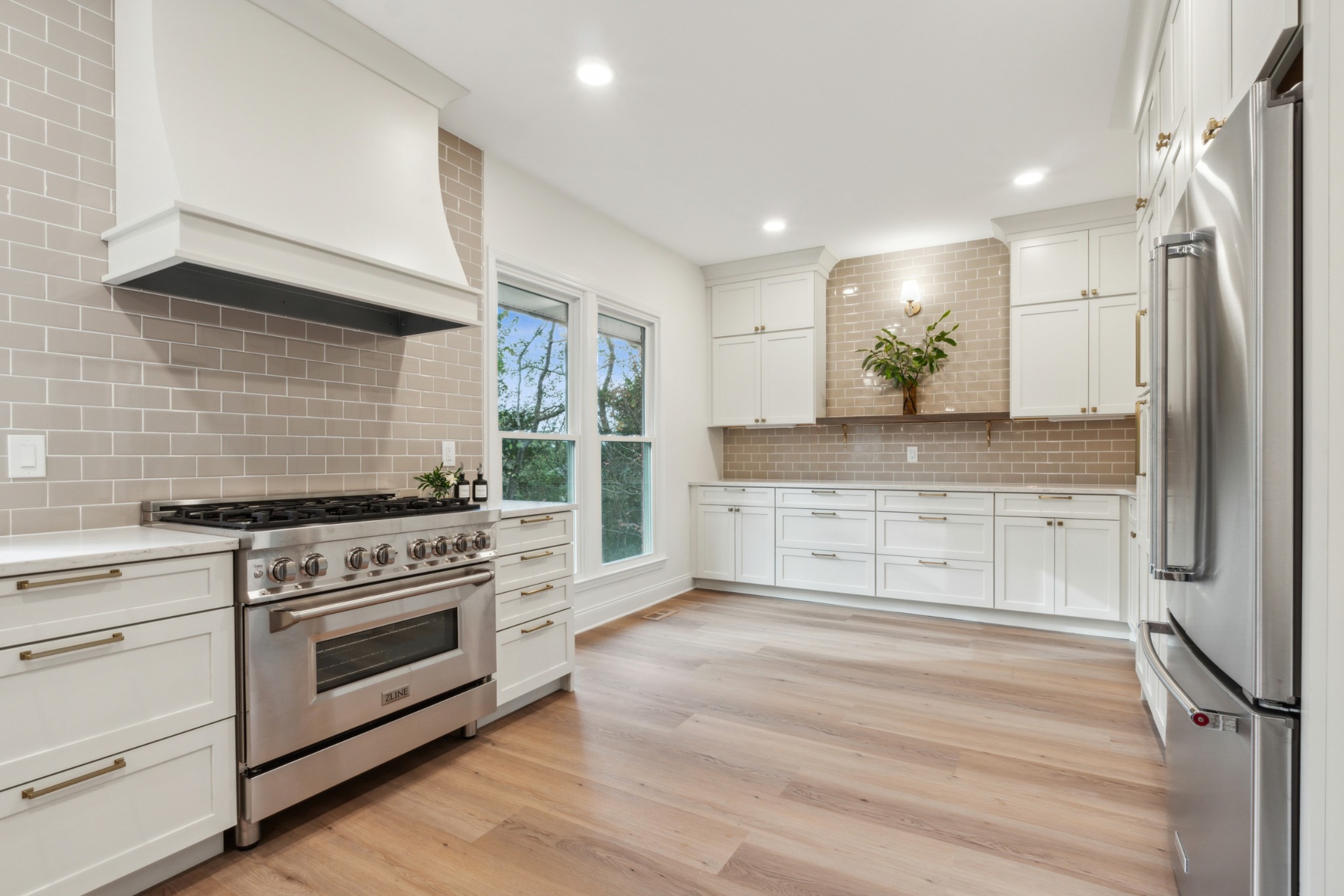 223 Winter Hill Road Franklin, TN 37069 - Photo 12 of 59 Gallery Image 12