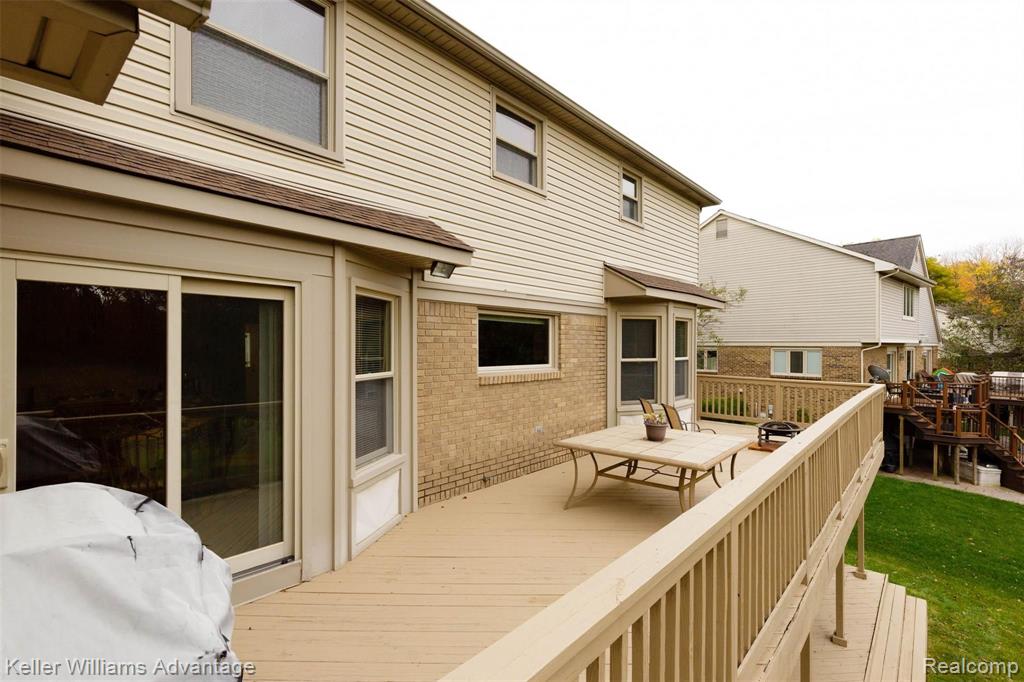 25325 Rutledge Crossing Farmington Hills, MI 48335 - Photo 46 of 56