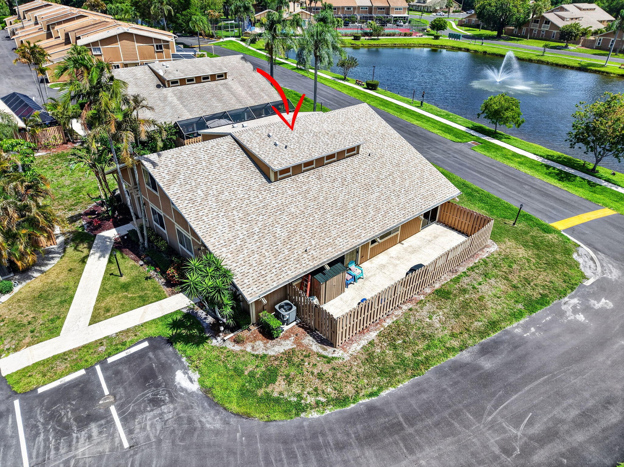 102 Maplecrest Circle Jupiter, FL 33458 - Photo 33 of 39 aerial view