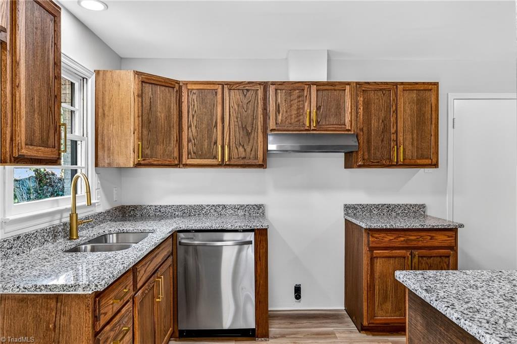 2204 Dulaire Road Greensboro, NC 27407 - Photo 23 of 45