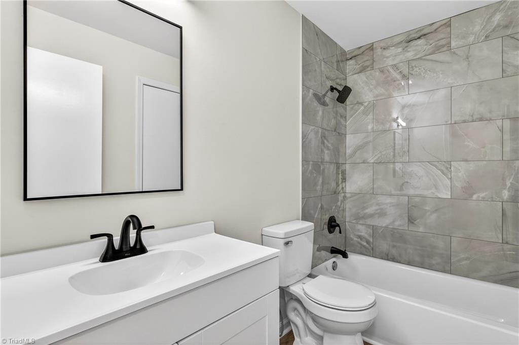 2204 Dulaire Road Greensboro, NC 27407 - Photo 42 of 45