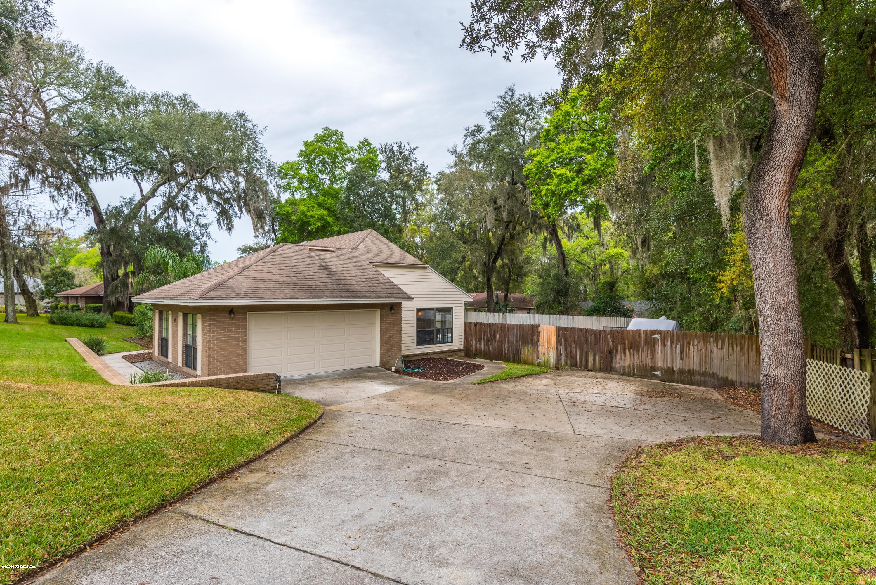 6369 Ferber Road Jacksonville, FL 32277 - Photo 8 of 35 Plenty of Driveway space