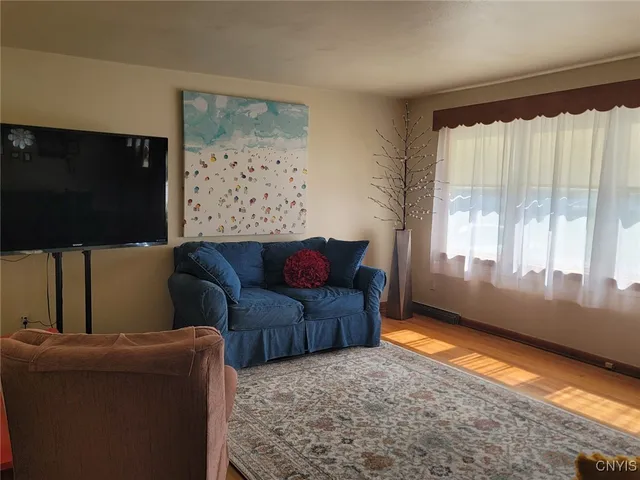 $215,000 | 5423 Omara Drive, Brewerton, NY 13029