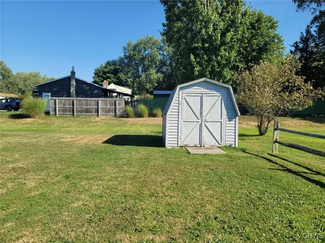 $215,000 | 5423 Omara Drive, Brewerton, NY 13029